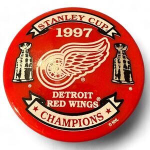 Vintage Detroit Red Wings 1997 Stanley Cup Champions Magnet (Plastic)
